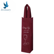 TÚI VẢI KHÔNG DỆT ĐỰNG RƯỢU MÀU ĐỎ GIÁ RẺ IN LOGO THEO YÊU CẦU